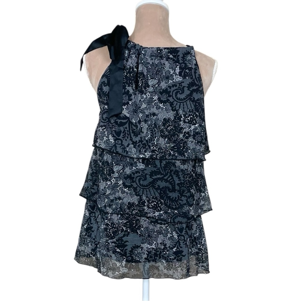 EUC Lane Bryant Tiered Floral Blouse with Ribbon Tie at Neck (G-1)